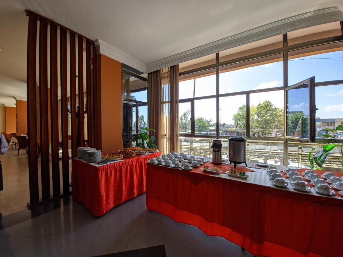 Top Ten Hotel Аддис-Абеба Экстерьер фото