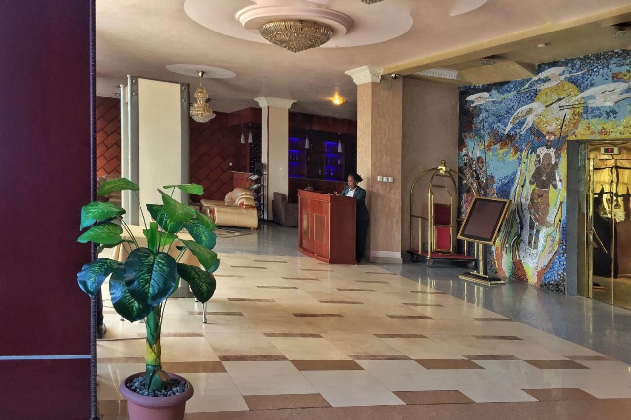 Top Ten Hotel Аддис-Абеба Экстерьер фото